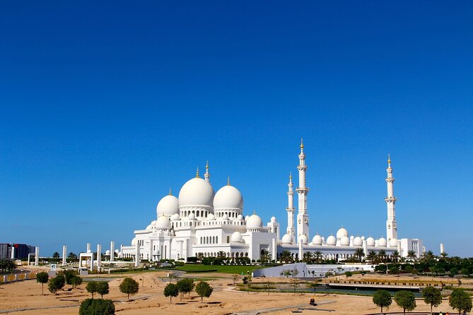 Abu Dhabi City Tour With Warner Bros From Abu Dhabi - Booking and Availability