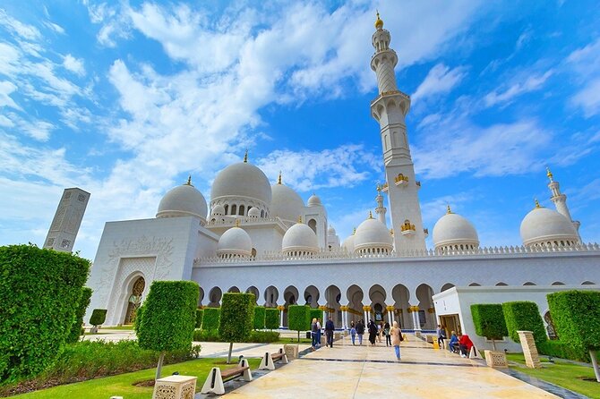 Abu Dhabi Day Tour With Observation Deck at 300 and Ferrari World - Common Questions