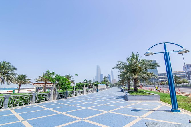 Abu Dhabi Full-Day City Sightseeing Tour From Dubai - Tour Guide
