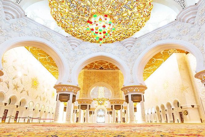 Abu Dhabi Full Day City Tour - Dress Code for Mosque