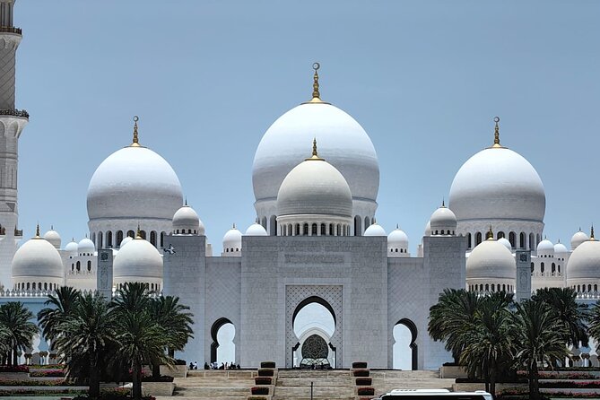 Abu Dhabi Grand Mosque, Qasr Al Watan and Louver Museum - Cultural Treasures of the UAE