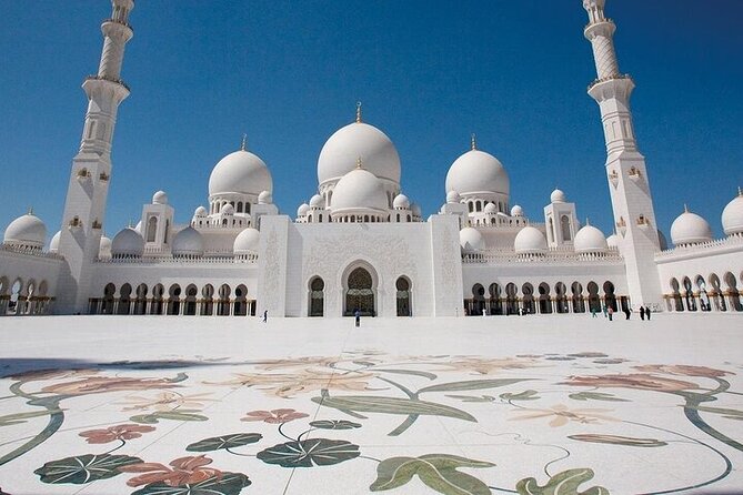 Abu Dhabi Private City Tour With Guide - Meeting and Pickup