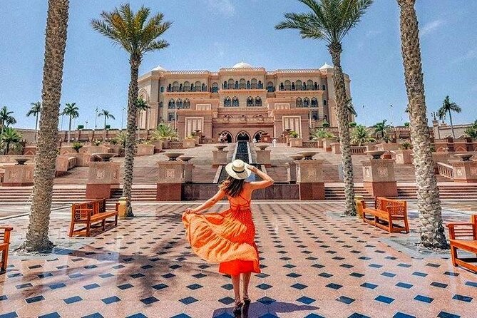 Abu Dhabi Private City Tour With Local Guide - Cultural Immersion