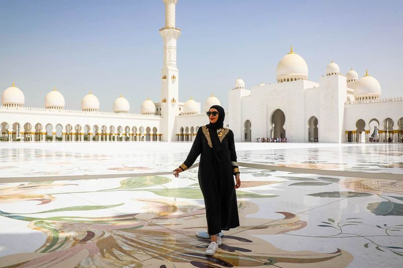 Abu Dhabi Sheikh Zayed Mosque Half-Day Guided Tour - Price, value, and what is not included