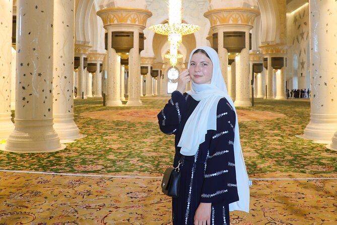 Abu Dhabi Sheikh Zayed Mosque Half-Day Tour From Dubai - Common Questions