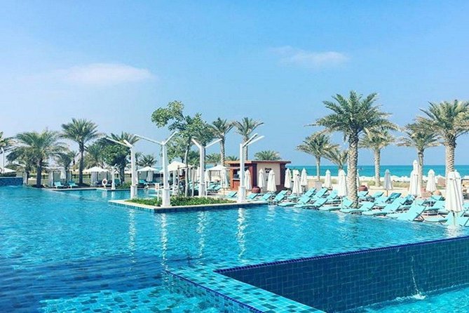 Abu Dhabi Sightseeing Tour From Abu Dhabi - Knowledgeable Tour Guide