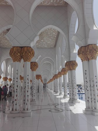 Abu Dhabi Sightseeing With Sheikh Zayed Grand Mosque & Louvre Abu Dhabi Private - Traveler Photos