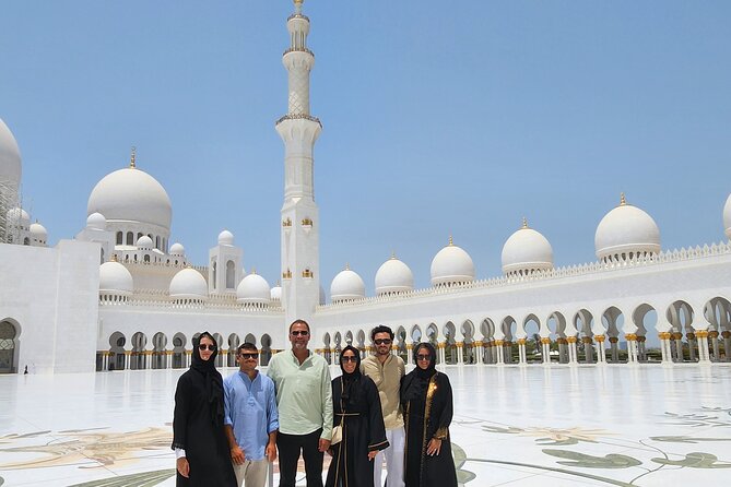 Abu Dhabi Tour From Dubai:The Mosque, Qasr Al Watan, Etihad Tower - Customer Testimonial