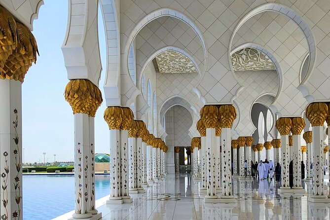 Abu Dhabi Tour From Dubai:The Mosque, Qasr Al Watan, Etihad Tower - The Sum Up