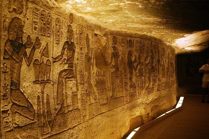 Abu Simbel Day Tour From Aswan - Tour Features