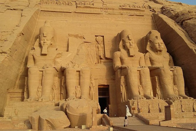 Abu Simbel Temples Private Day Tour by Luxury Car From Aswan - The Sum Up