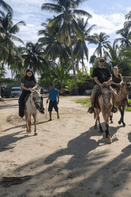 Acapulco: Bonfil Beach Horseback Riding Experience - Experience Highlights