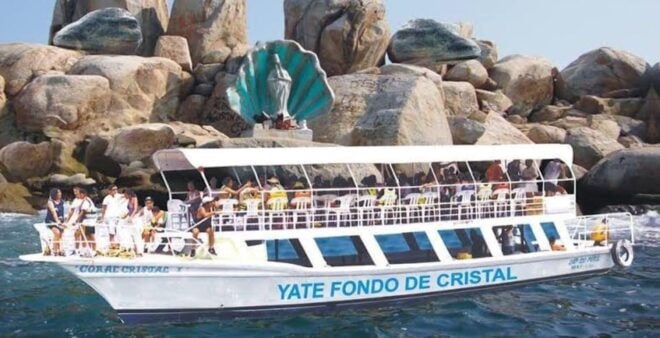 Acapulco: Crystal Bottom Boat Tour to La Roqueta Island - Highlights