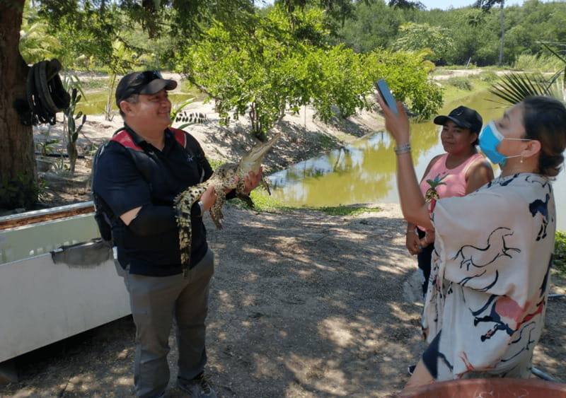 Acapulco: Lagoon Tour - Transportation, Group Size, and Additional Details