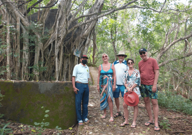 Acapulco: Roqueta Island Adventure - Hiking on Roqueta Island