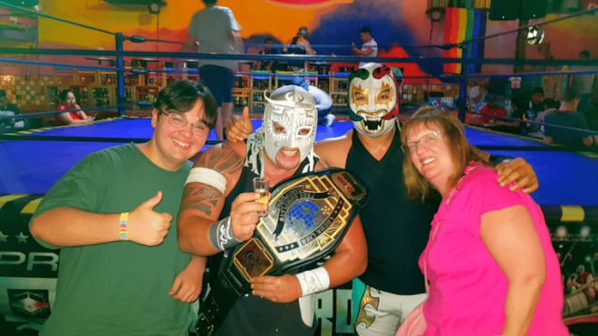 Acapulco: Saturday Night Wrestling Experience - Wrestling Experience
