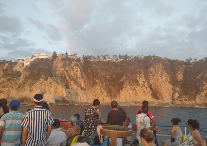 Acapulco: Sunset Party Boat Tour with Open Bar - What’s Included and What to Keep in Mind