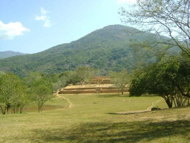 Acapulco: Tehuacalco Ceremonial Center - Exploring the Yopes Civilization