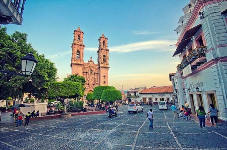 Acapulco to Taxco: One-Day Colonial Silver City Tour - Experience Highlights