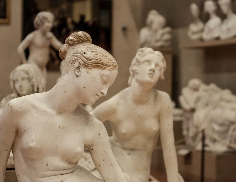 Accademia Gallery Ticket and Tours - Reserved entry helps, but it is not a magic doorway