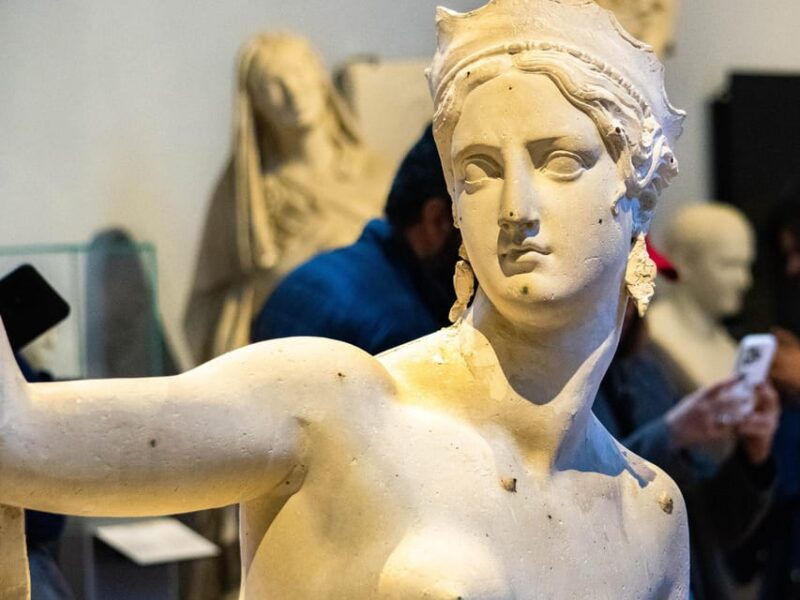 Accademia & Michelangelo's David Private Tour - Good To Know