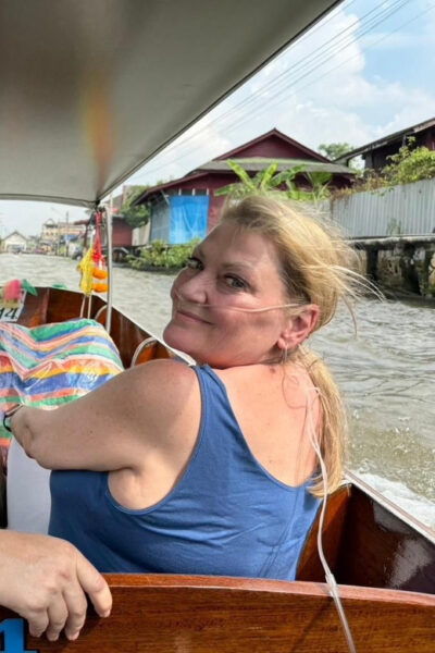 Accessible Floating & Railway Markets Tour (Wheelchair) - Booking and Cancellation Policies