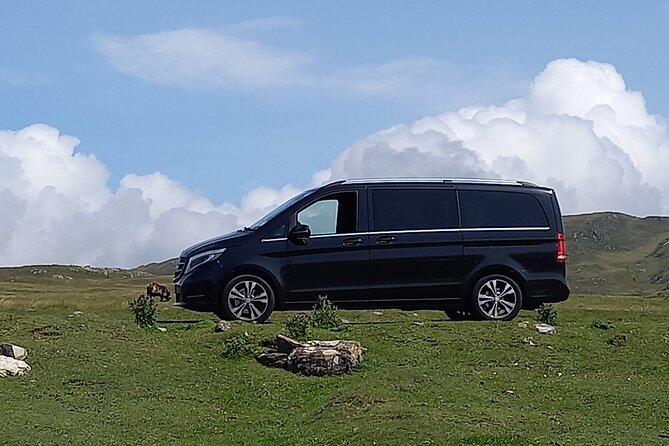 Achill Island From/To Dublin Airport/ City Private Chauffeur Transfer - Professional and Knowledgeable Chauffeur
