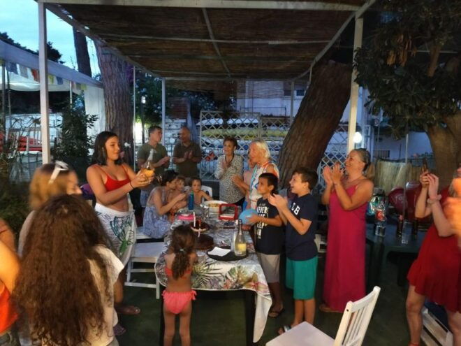 Aci Castello Scuba Diving for Experts With Small Lunch - Activity Description