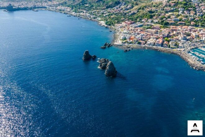 Aci Trezza: Guided Tour of Ulysses Caves and Reserve Area - Inclusions