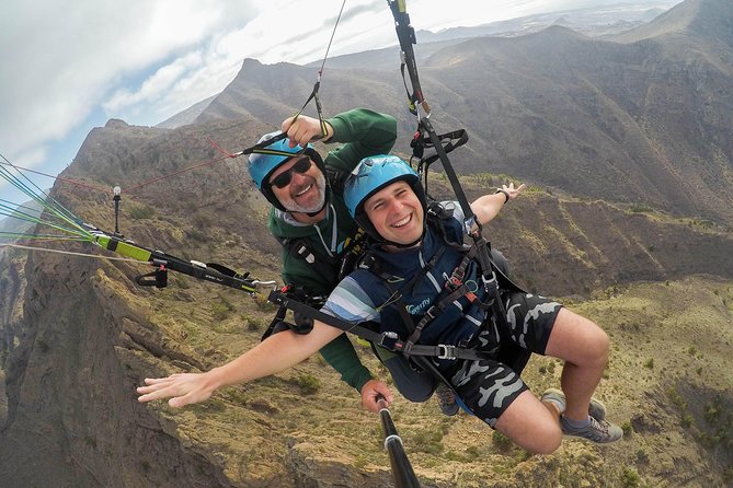 Acrobatic Paragliding Tandem Flight in Tenerife South - Booking and Pricing