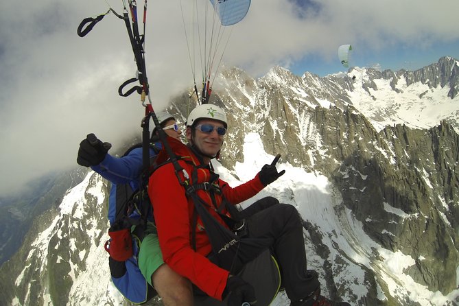 Acrobatic Paragliding Tandem Flight Over Chamonix - Additional Info