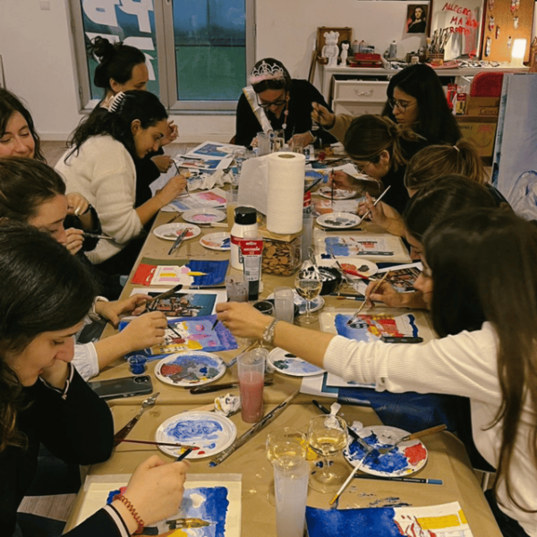 Acrylic Painting Workshop: Amazing Group Experience in Porto - Skill-Building Opportunities