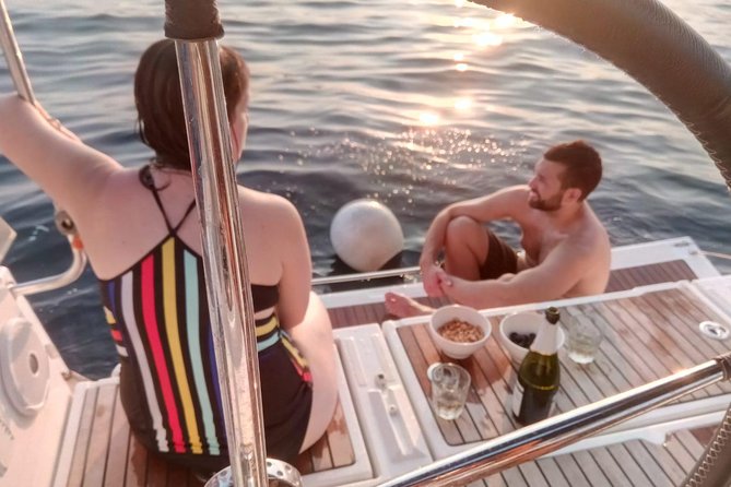 Active 2-Hour Sailing Tour in Barcelona - Traveler Photos