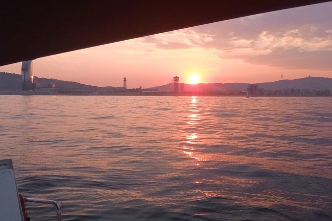 Active 2-Hour Sailing Tour in Barcelona - The Sum Up