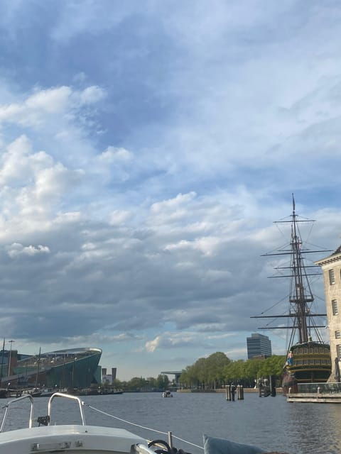 Adamboat: Cozy City Centre Cruise - Booking Details