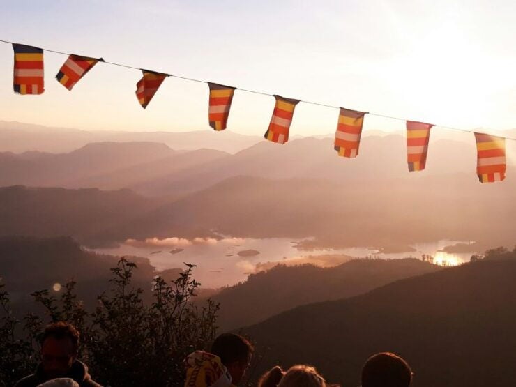 Adam's Peak Hike at Colombo / Negombo - Booking and Logistics for the Hike