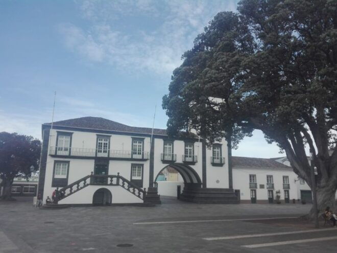 Adapted Van Tour - Lagoa Do Fogo ( Half Day) - Additional Information