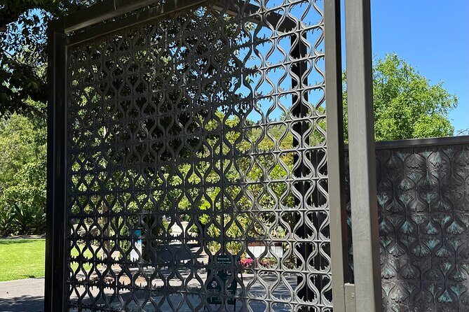 Adelaide City Tour: Top Places to Visit, Mt Lofty & Hidden Gems - Exploring the Adelaide Highlights