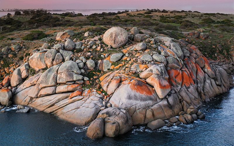 Adelaide Fleurieu Peninsula Full-Day Chinese Small Group Tour - Pickup, group size and time on the road