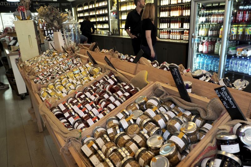 Adelaide Hills & Hahndorf Half Day Guided Tour from Adelaide CBD - Who should book this Adelaide afternoon tour?