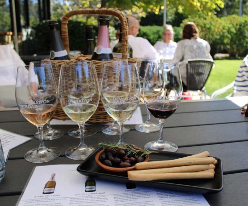 Adelaide Hills: Wine Tasting Tour with Lunch Option - Discovering the Adelaide Hills Wine Region
