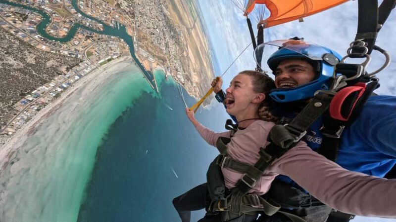 Adelaide: Tandem Skydive over Wallaroo Beach, Beach Landing - The Landing: On Wallaroo North Beach
