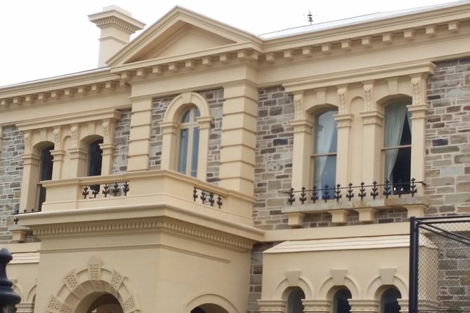 Adelaide Walking Tour: Hills, Squares and Parklands - Historical Sites in North Adelaide