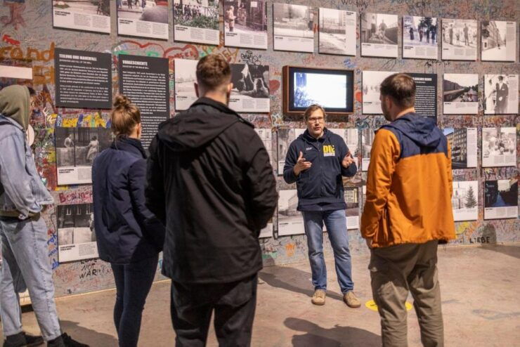 Admission and Guided Tour for the Asisi Panorama - Experience Highlights