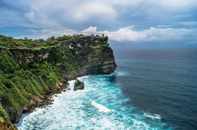 Admission Tickets for Kecak Dance & Uluwatu Temple Sunset - How the Experience Feels in Practice