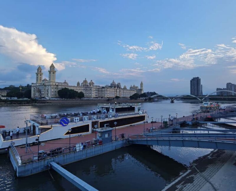 Adult Ticket for Minjiang Night Cruise (18:30) - The Sum Up