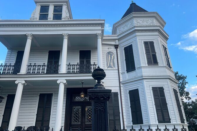 Adults-Only Garden District Cemetery Anne Rice True Crime Tour - FAQ