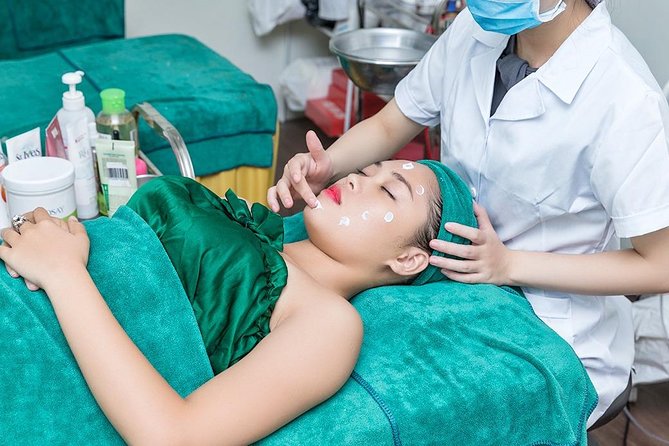 Advanced Facial Skincare - Nourishing and Hydrating Your Skin