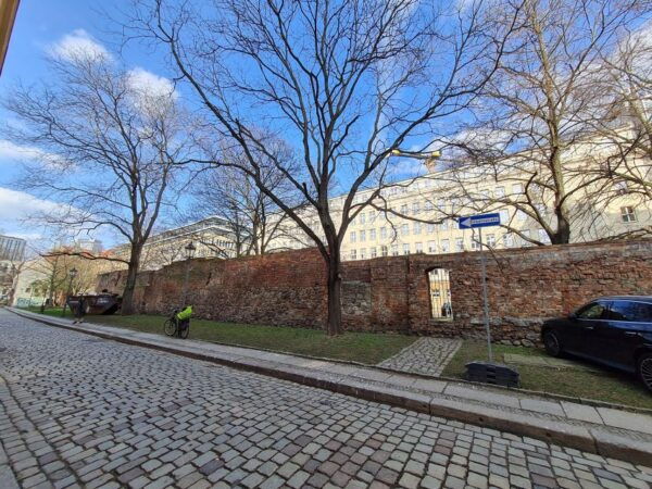 Adventourous Berlin With Medieval Elements and Urban Culture - Frequently Asked Questions