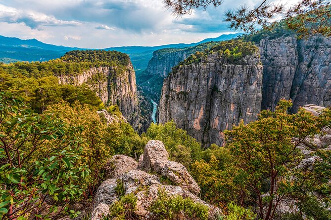 Adventure Trio Tazi Canyon, Rafting and Jeep Safari - Maximum Travelers and Inclusions